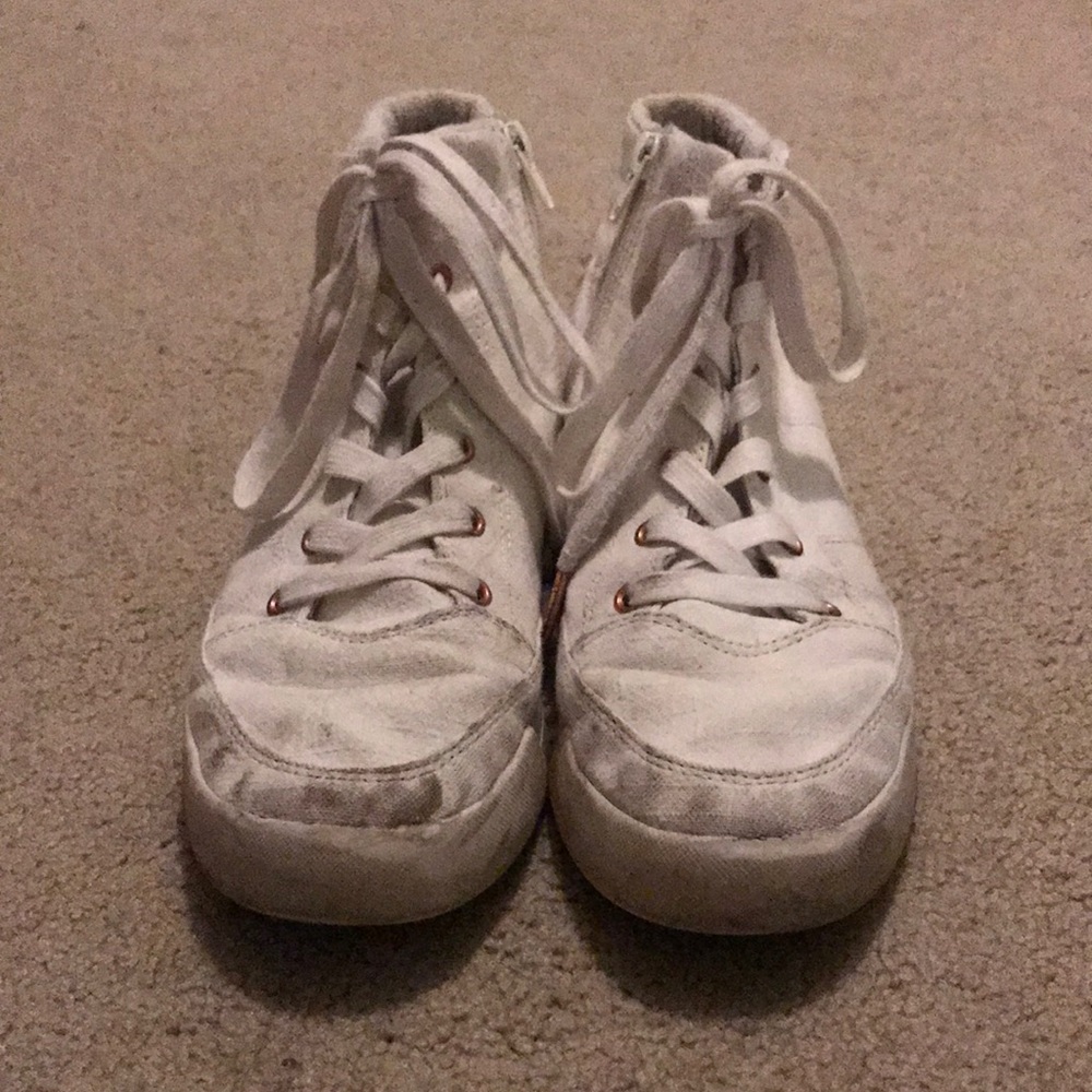 White ROXY platform sneakers